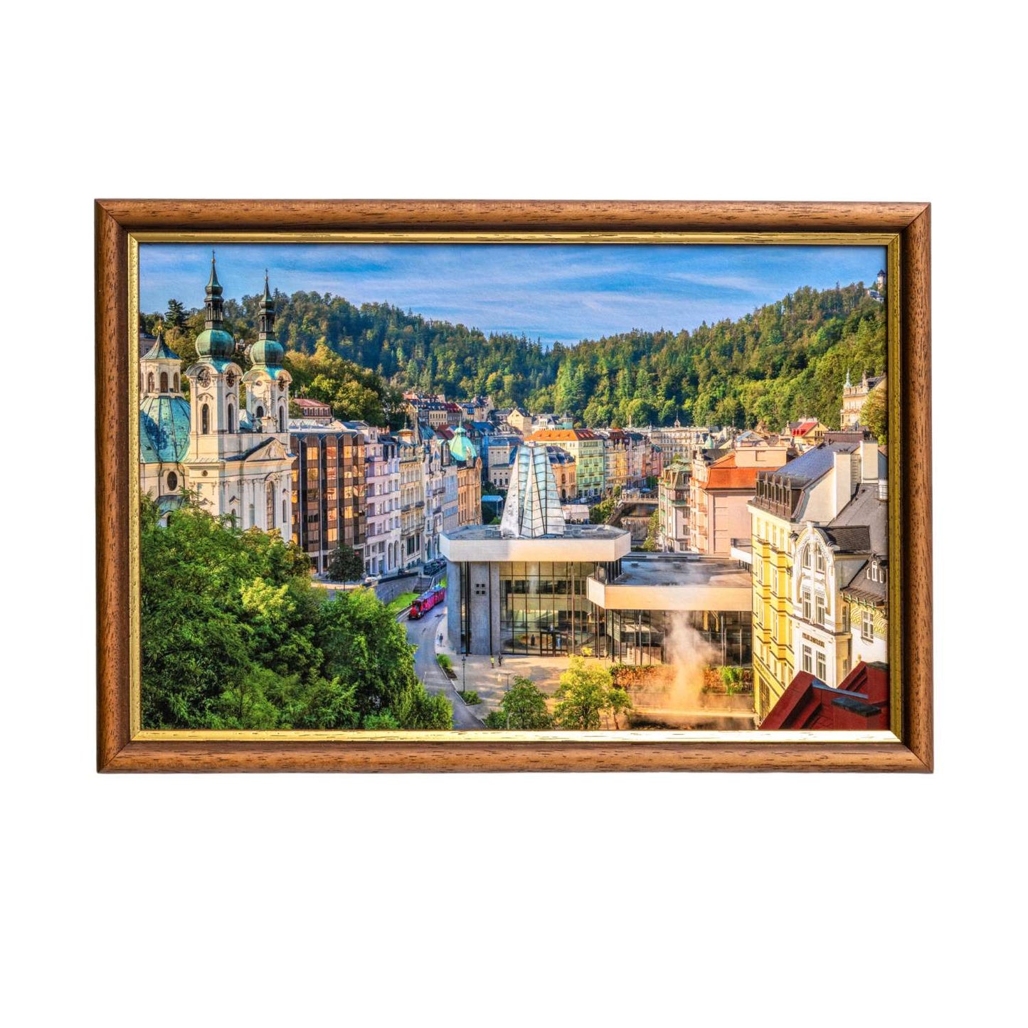 Gerahmtes Fotogemälde „Blick auf die Säulenhalle von Hot Spring und die Kirche St. Maria Magdalena“