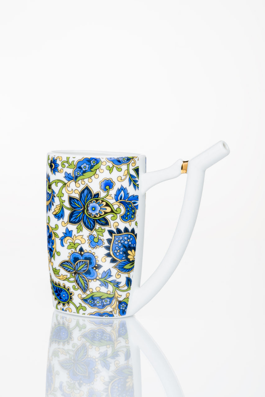 Ručně vyráběný karlovarský lázeňský pitný pohár | Lázeňský Pohárek s Author Design (květiny) 