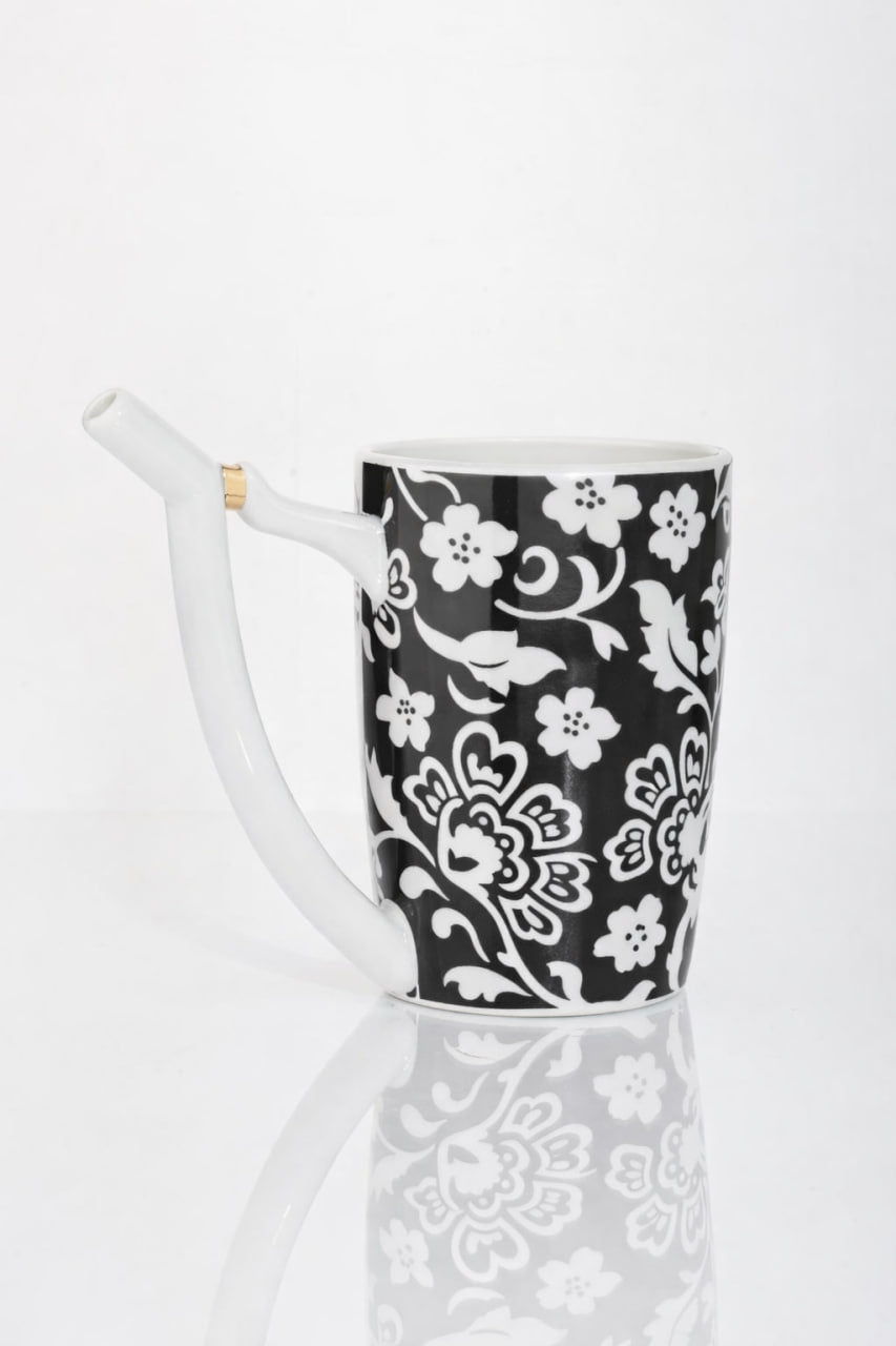 Karlovarský lázeňský pohárek Černobílá bohémská zahrada | Limitovaná edice