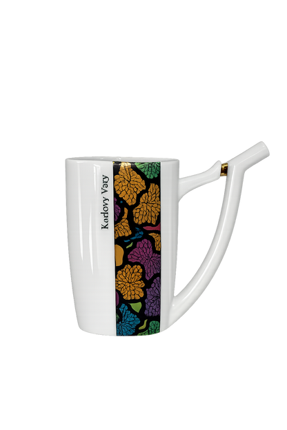 Karlsbader Trinkbecher Golden Chrysanthemum – Kurbecher aus Porzellan